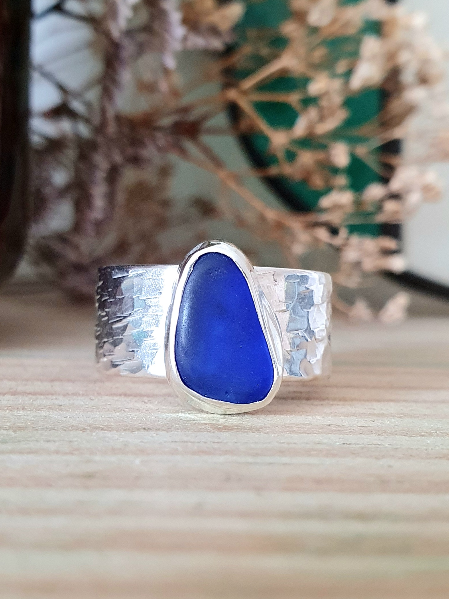 Bracelet Moderne Argenté Martelé – Modèle 405, Bijou Occasion, Style épuré Et Design